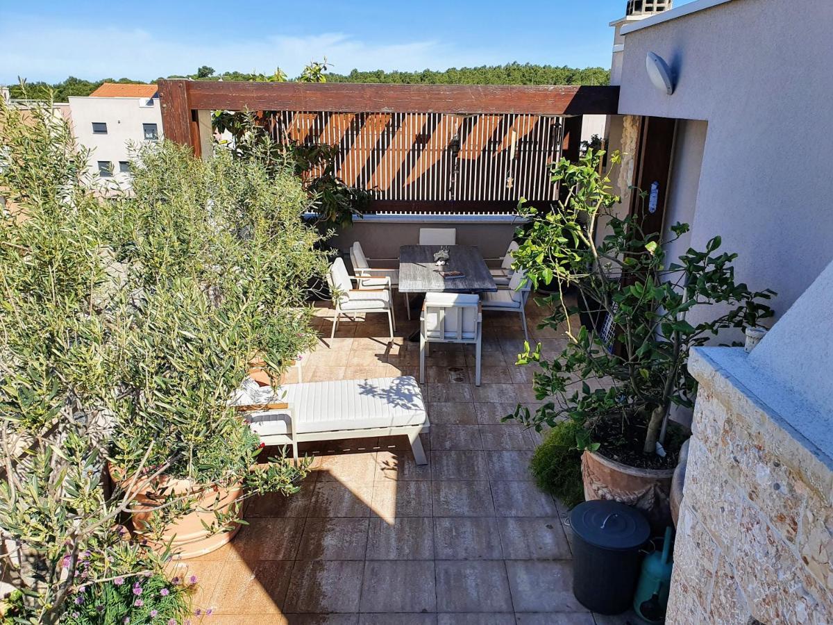 Apartment Garden Terrace Zadar Exterior foto